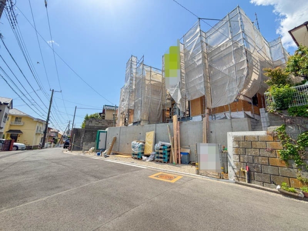 横浜市南区六ツ川２丁目　新築一戸建て