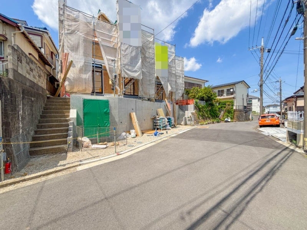 横浜市南区六ツ川２丁目　新築一戸建て