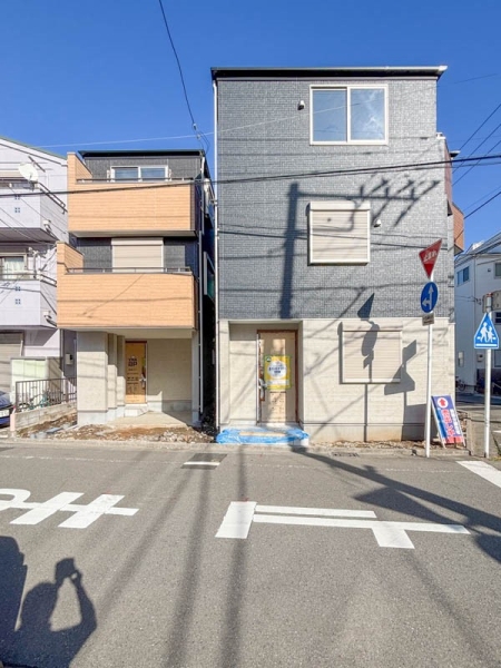 川崎市川崎区藤崎４丁目　新築一戸建て