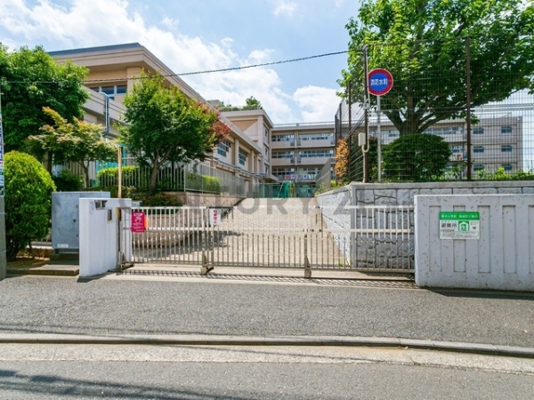 横浜市神奈川区沢渡 新築一戸建て(横浜市立青木小学校)