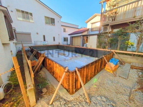 川崎市高津区久末　新築一戸建て