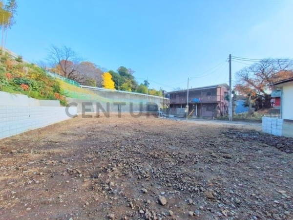 横浜市旭区白根２丁目　新築一戸建て