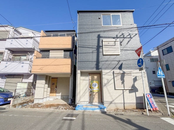 川崎市川崎区藤崎４丁目　新築一戸建て