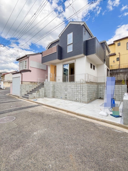 横浜市戸塚区矢部町　新築一戸建て