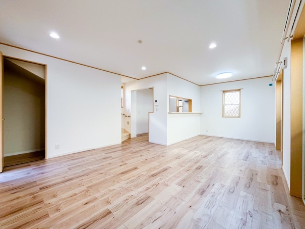 三浦郡葉山町長柄の中古一戸建て