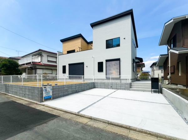 横須賀市湘南鷹取３丁目　新築一戸建て