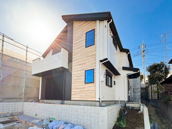 横浜市神奈川区羽沢町　新築一戸建て