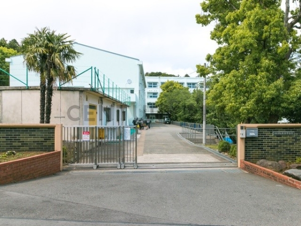 横浜市旭区上川井町 新築一戸建て(横浜市立都岡中学校)