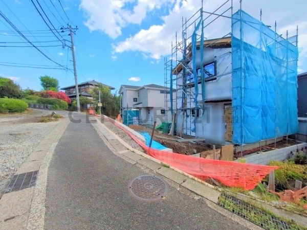 横浜市旭区上川井町　新築一戸建て