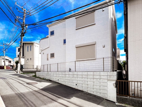 横浜市鶴見区東寺尾東台　新築一戸建て