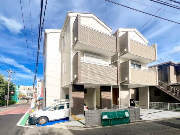 横浜市鶴見区東寺尾４丁目　新築一戸建て