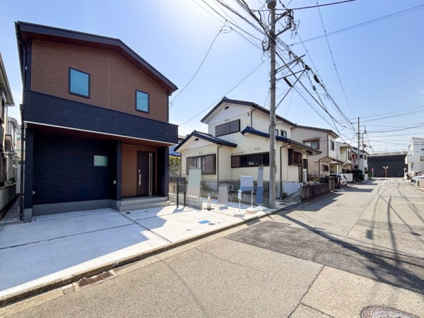 藤沢市石川６丁目　新築一戸建て