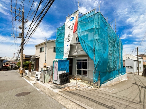 横浜市旭区白根７丁目　新築一戸建て