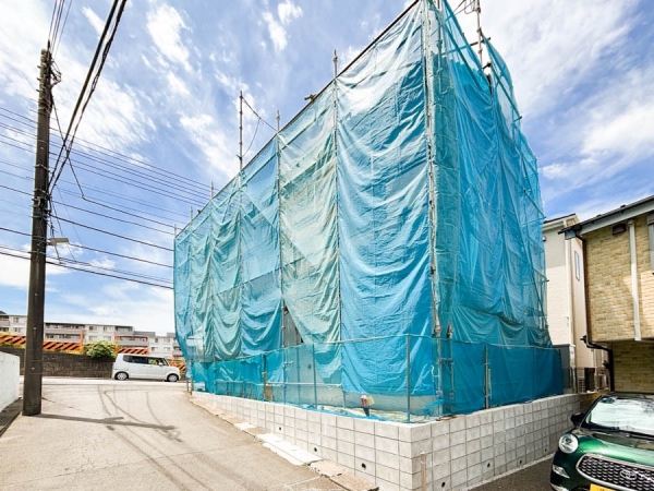 横浜市旭区白根７丁目　新築一戸建て