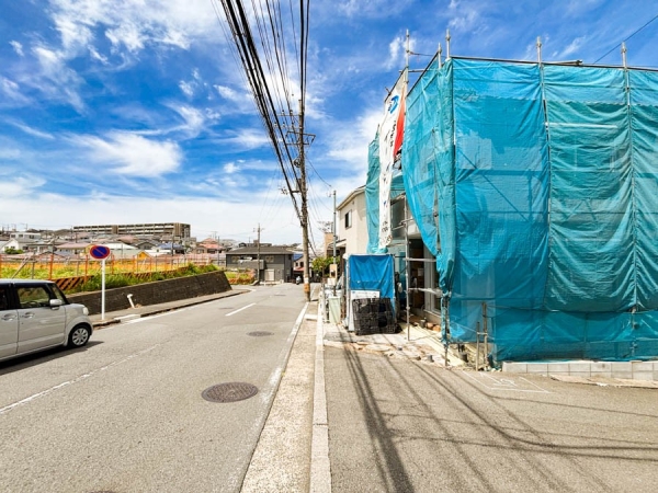 横浜市旭区白根７丁目　新築一戸建て