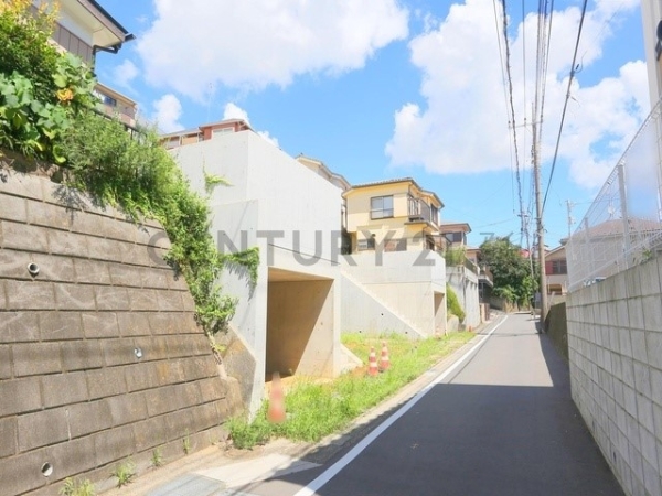 横浜市港南区東永谷３丁目　新築一戸建て