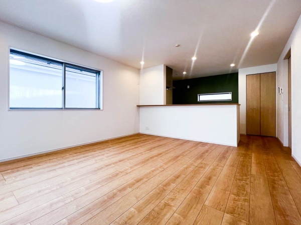 横浜市港南区東永谷３丁目　新築一戸建て