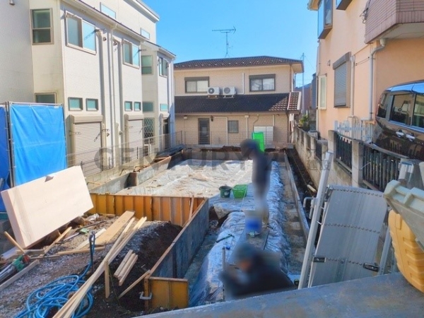 横浜市神奈川区白幡上町　新築一戸建て