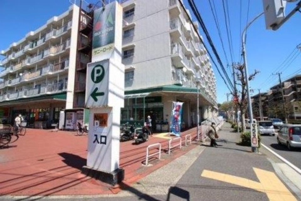 横浜市南区六ツ川2丁目 新築一戸建て(マルエツ六ッ川店)