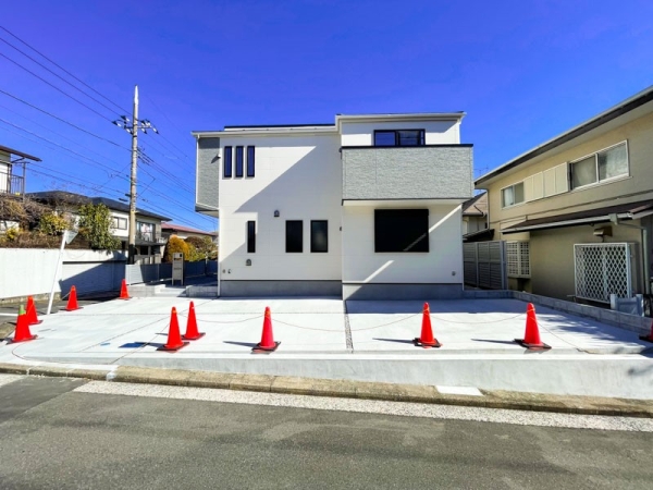 横浜市金沢区釜利谷西２丁目　新築一戸建て