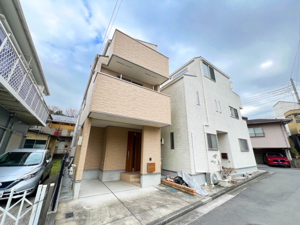 横浜市鶴見区寺谷１丁目　中古一戸建て