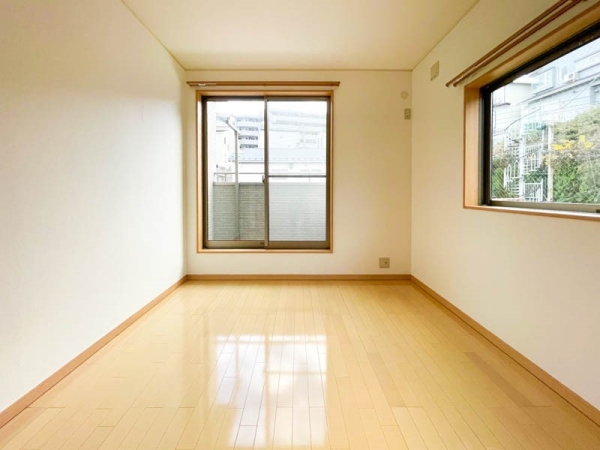 横浜市金沢区六浦東１丁目の中古一戸建て