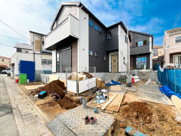 川崎市高津区久末　新築一戸建て