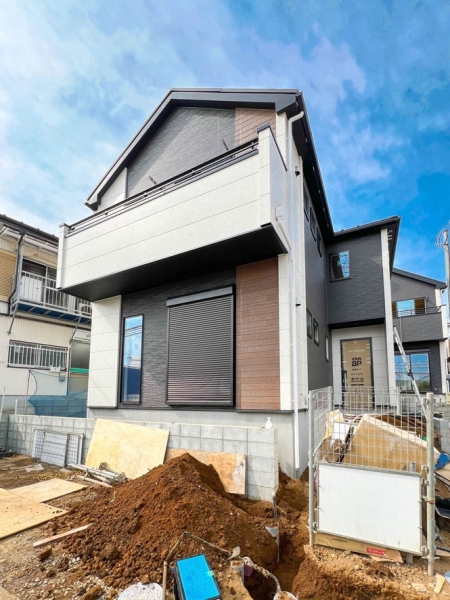 川崎市高津区久末　新築一戸建て