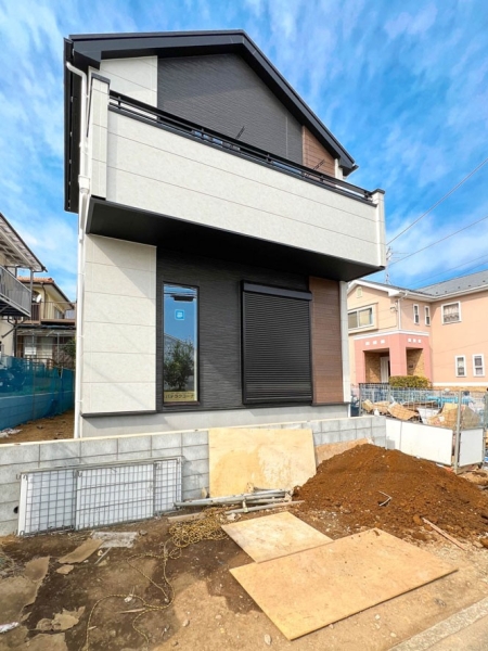 川崎市高津区久末　新築一戸建て