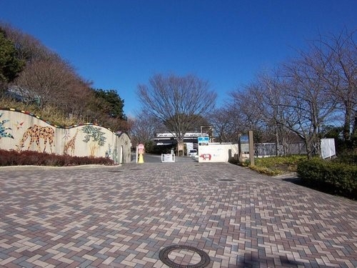横浜市金沢区富岡西４丁目　新築一戸建て(金沢動物公園)
