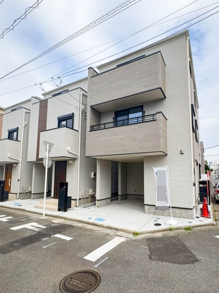 藤沢市湘南台５丁目　新築一戸建て