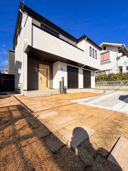 横浜市青葉区奈良町　新築一戸建て