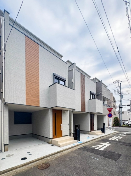 藤沢市湘南台５丁目　新築一戸建て