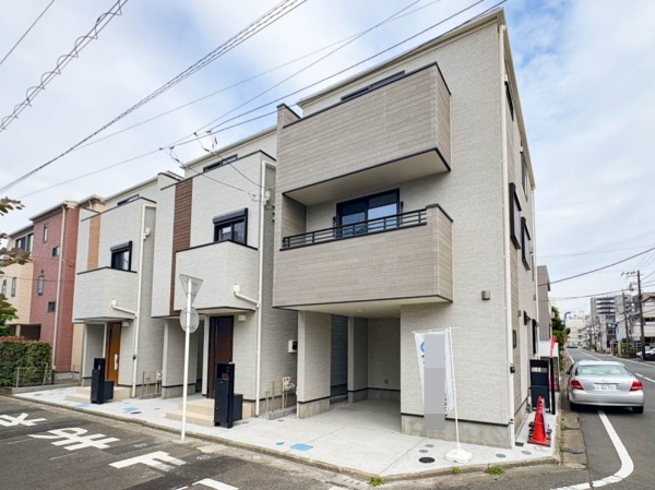 藤沢市湘南台５丁目　新築一戸建て