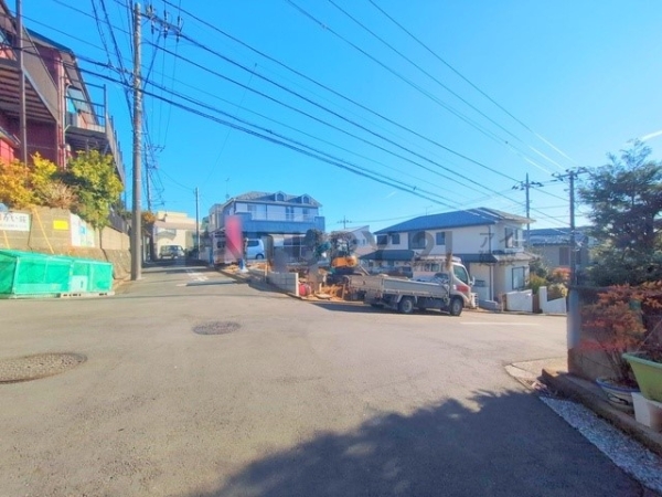横浜市港南区日野４丁目　新築一戸建て