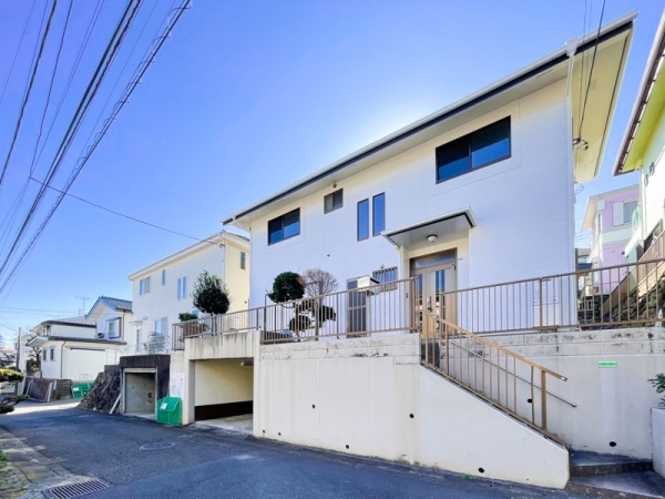横浜市旭区白根５丁目　中古一戸建て