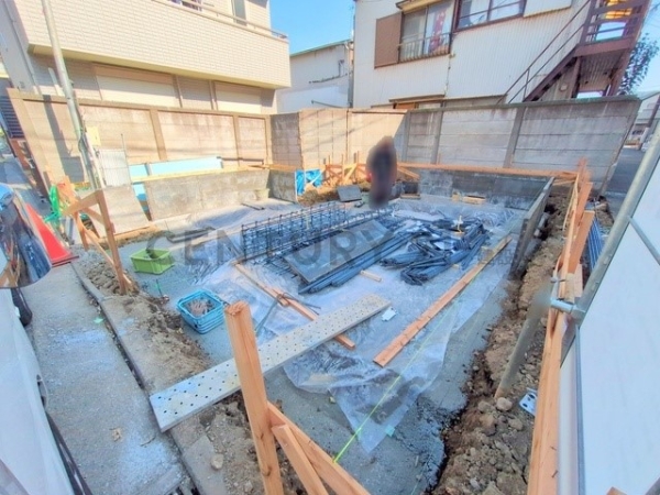 横浜市南区中里１丁目　新築一戸建て