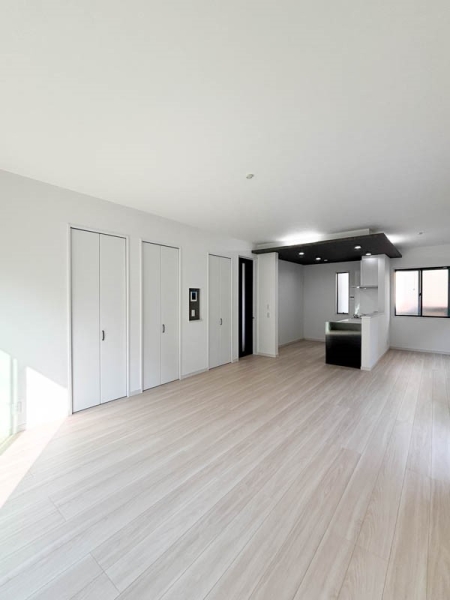 藤沢市本藤沢１丁目　新築一戸建て