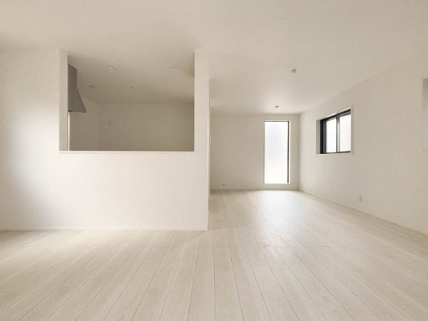 藤沢市亀井野　新築一戸建て