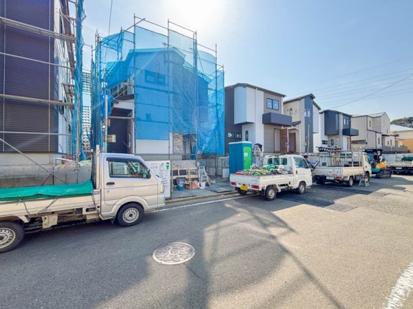藤沢市白旗１丁目　新築一戸建て