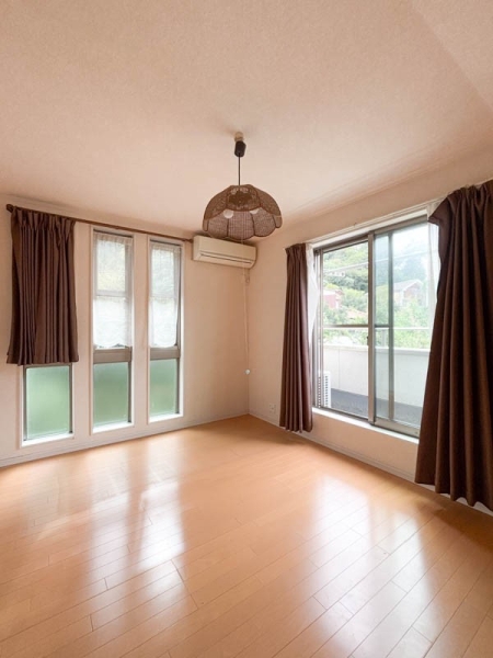 横浜市磯子区峰町の中古一戸建て