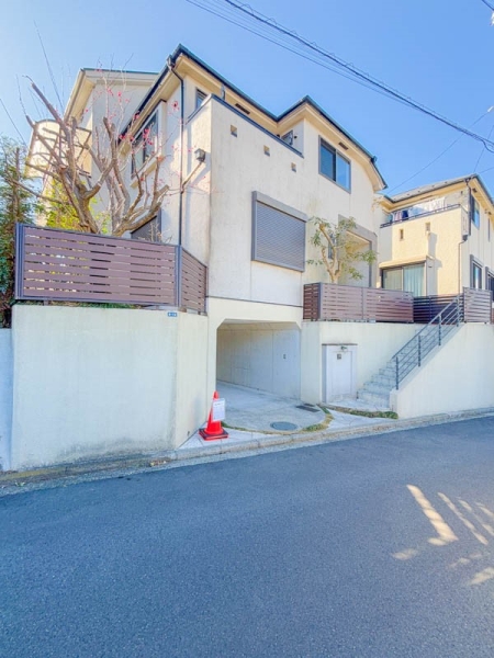 横浜市磯子区森が丘２丁目　中古一戸建て