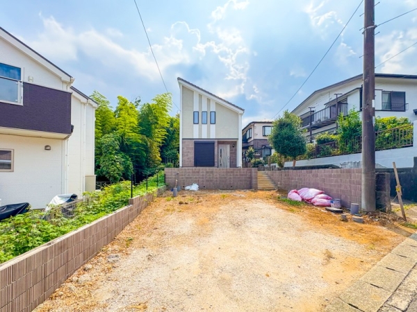 横浜市港北区小机町　新築一戸建て