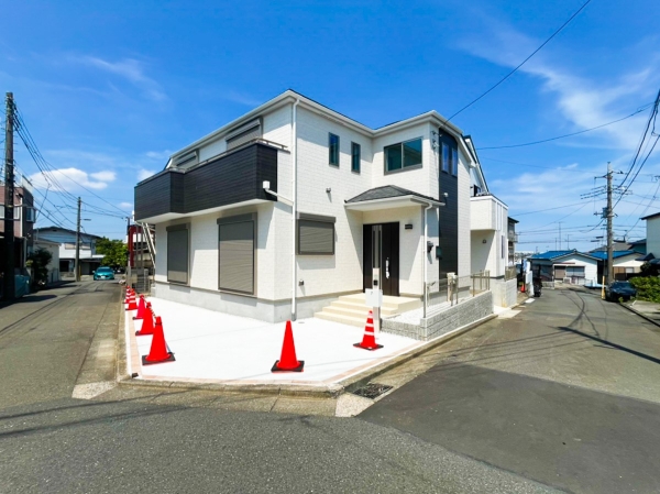 横浜市旭区上白根１丁目　新築一戸建て