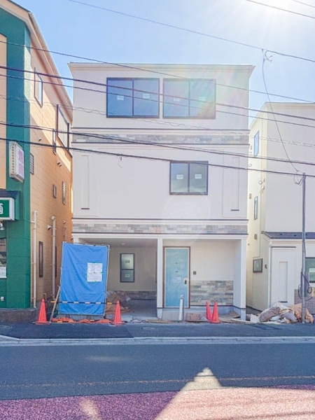 横浜市港南区上永谷１丁目　新築一戸建て