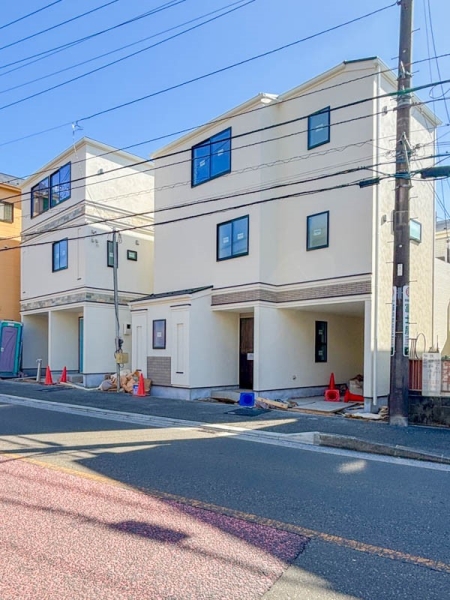 横浜市港南区上永谷１丁目　新築一戸建て