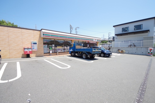 横浜市戸塚区戸塚町の中古一戸建て(セブンイレブン横浜戸塚町店)