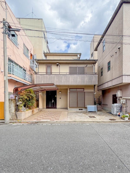 横浜市鶴見区仲通２丁目　中古一戸建て