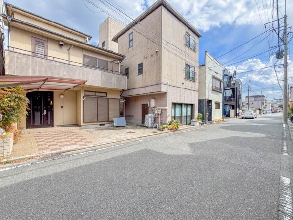 横浜市鶴見区仲通２丁目　中古一戸建て