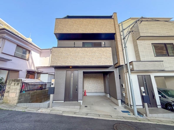 横浜市港南区野庭町　中古一戸建て